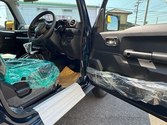 Suzuki Jimny Nomade 9