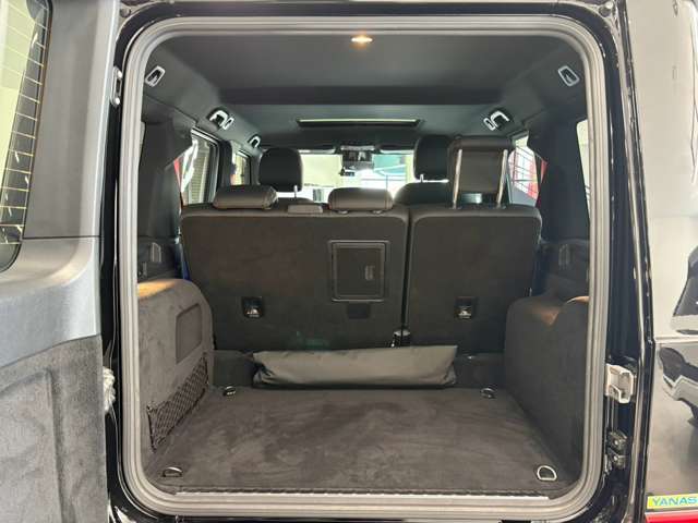 Mercedes-Benz G-Class 9