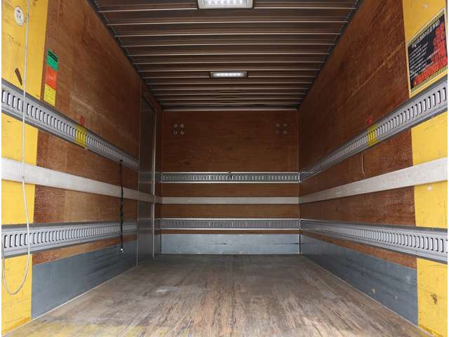 Mitsubishi Fuso Canter 3