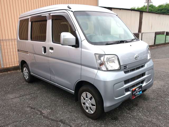 Daihatsu Hijet Cargo 8
