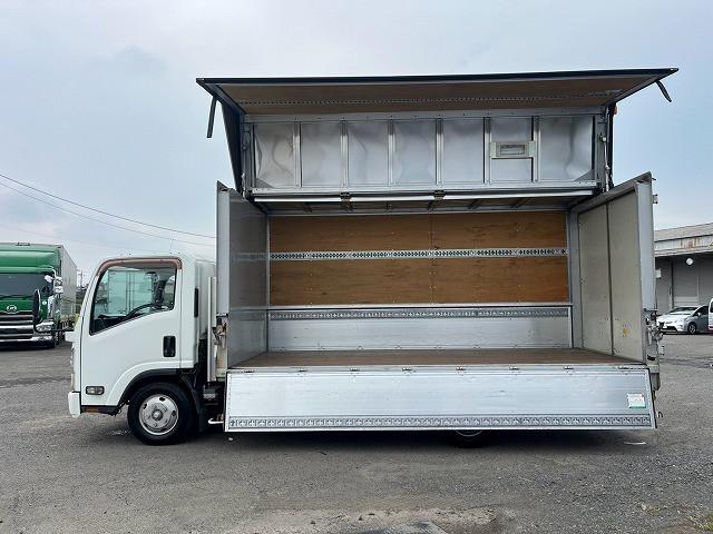 Isuzu Elf 11