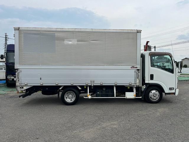 Isuzu Elf 6