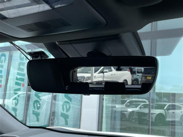 Lexus UX 8