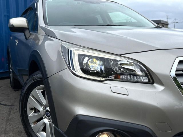 Subaru Legacy Outback 12