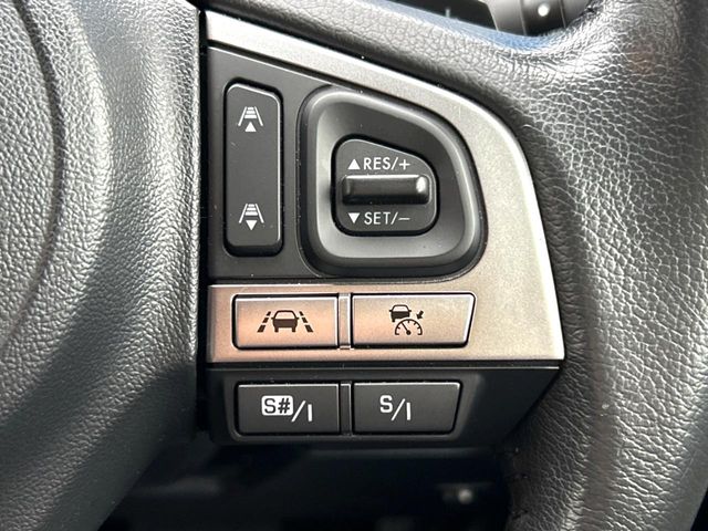 Subaru Legacy Outback 5