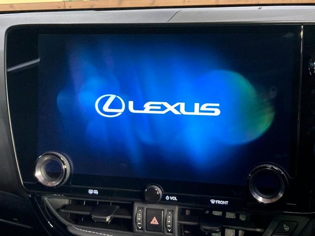 Lexus NX 7