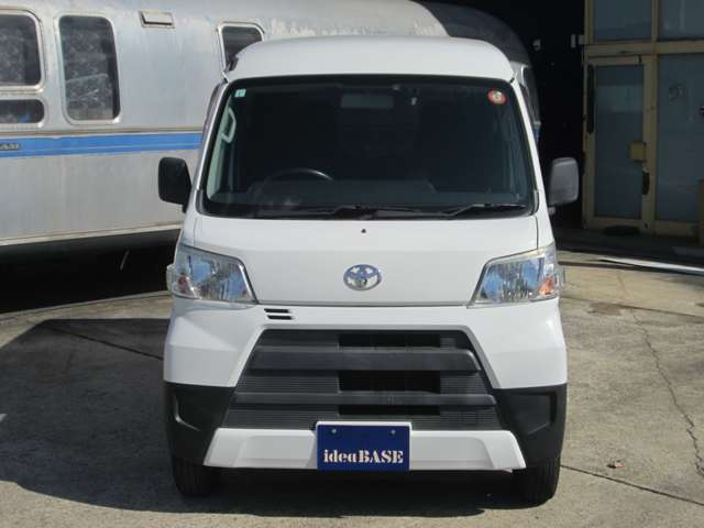 Toyota Pixis Van 5