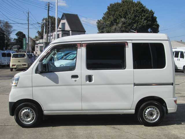 Toyota Pixis Van 8