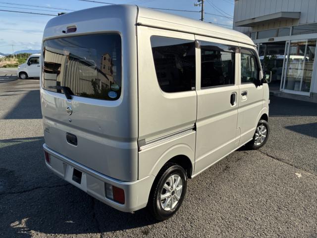 Nissan NV100 Clipper 6