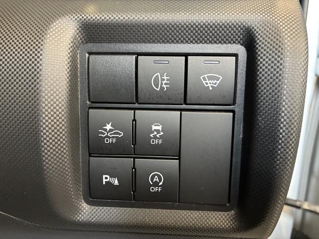 Daihatsu Rocky 12