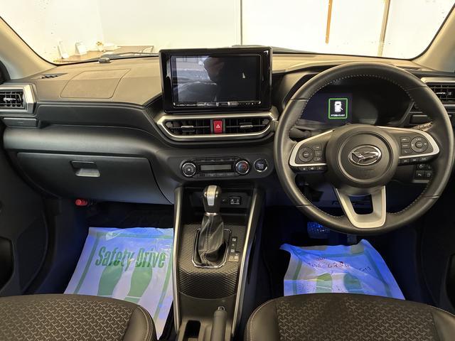 Daihatsu Rocky 5