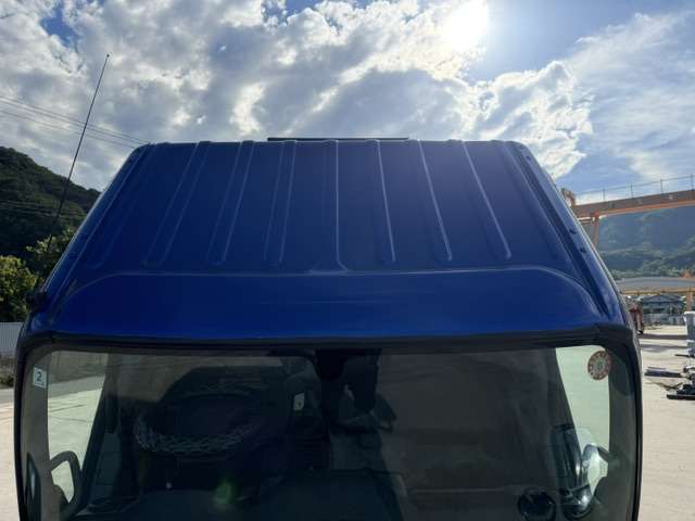 Hino Dutro 11