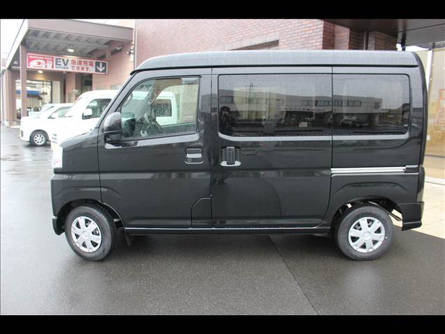 Daihatsu Hijet Cargo 9