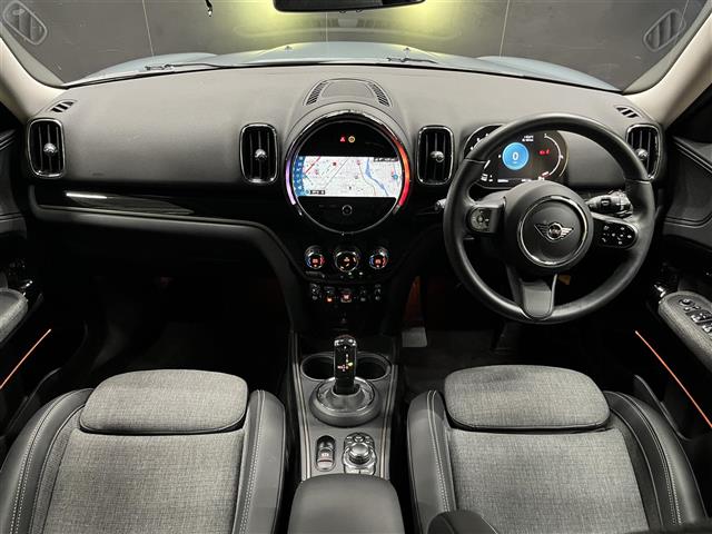 MINI Crossover 5