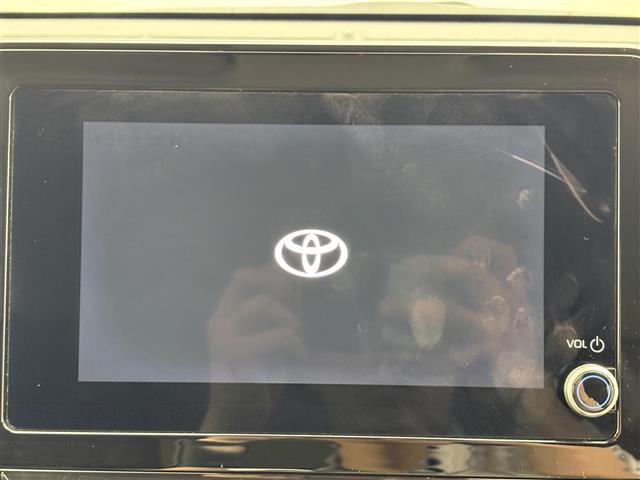 Toyota Sienta 7