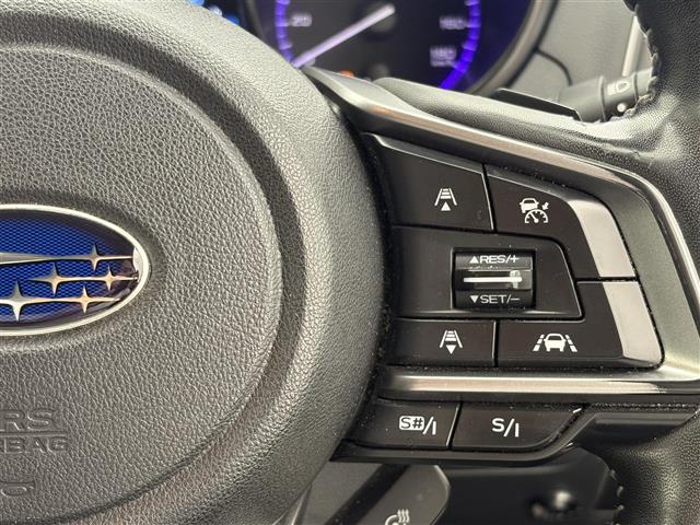Subaru Legacy Outback 11