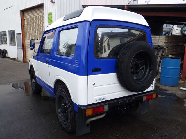 Suzuki Jimny 6