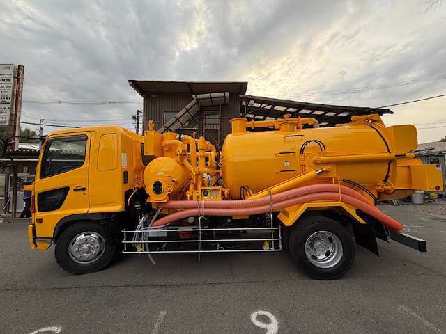 Hino Ranger 4