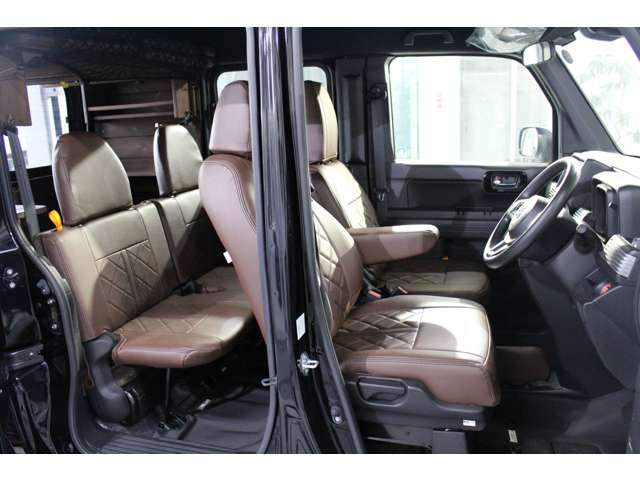 Honda N-VAN 12