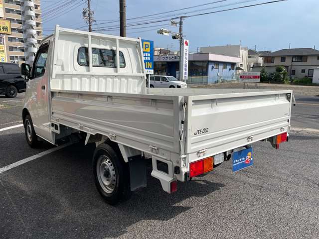 Toyota Light Ace Truck 10