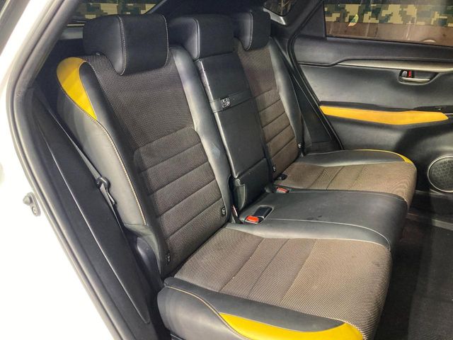 Lexus NX 9
