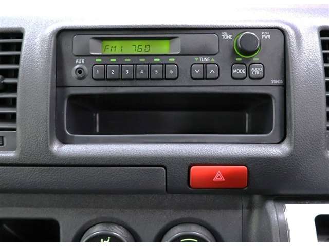 Toyota Hiace Van 7