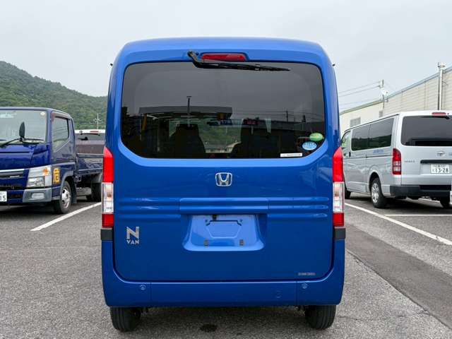 Honda N-VAN 10