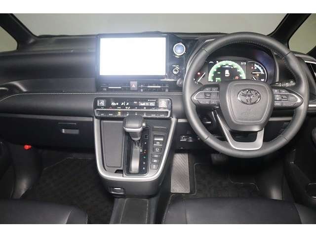 Toyota Noah 2