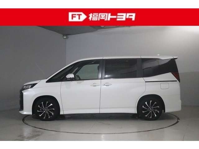 Toyota Noah 5