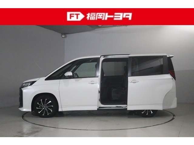 Toyota Noah 6