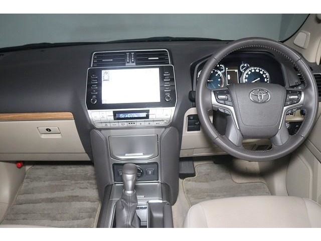 Toyota Land Cruiser Prado 2