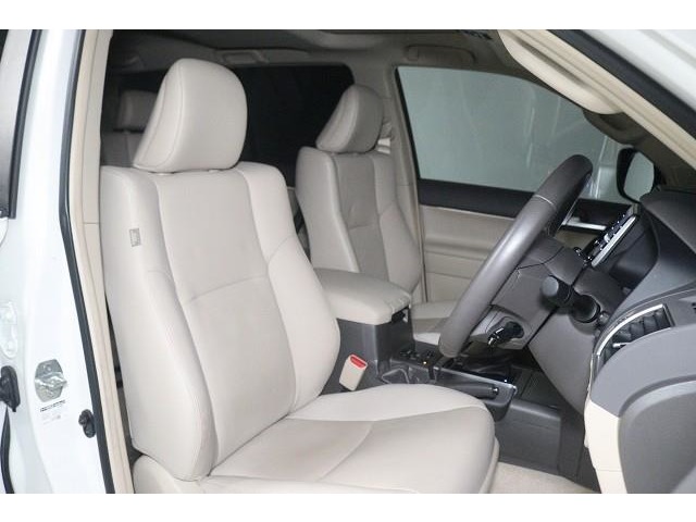 Toyota Land Cruiser Prado 10