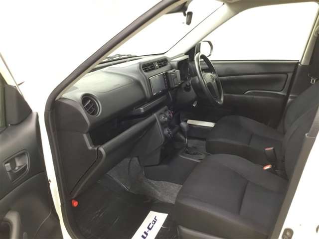 Toyota Probox Van 11
