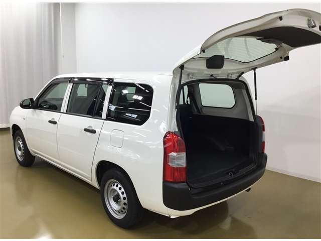 Toyota Probox Van 9
