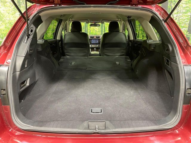 Subaru Legacy Outback 10