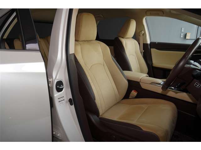 Lexus RX 4