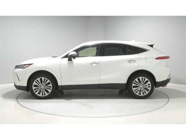 Toyota Harrier 5