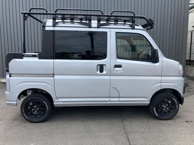 Daihatsu Hijet Deck Van 4