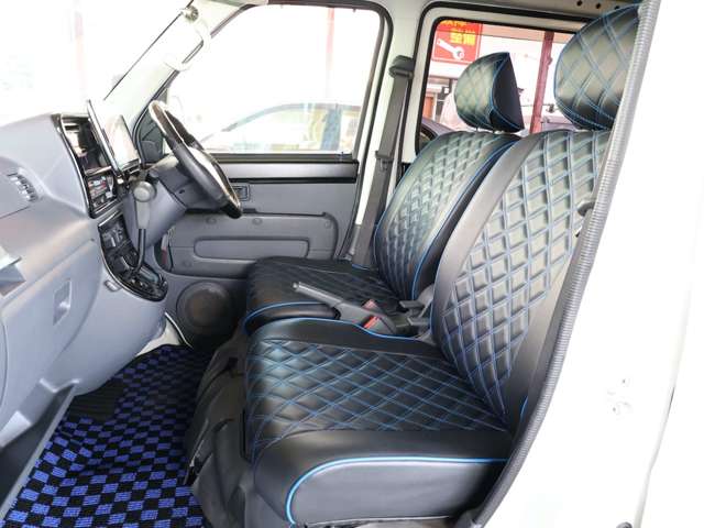 Daihatsu Hijet Deck Van 11