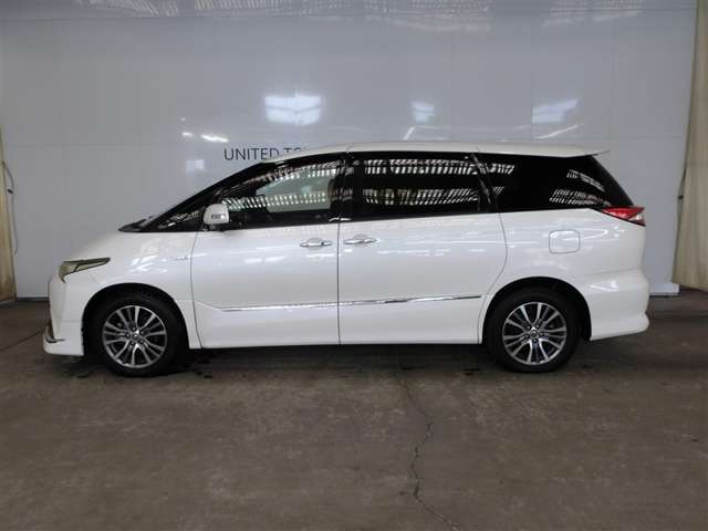 Toyota Estima Hybrid 2