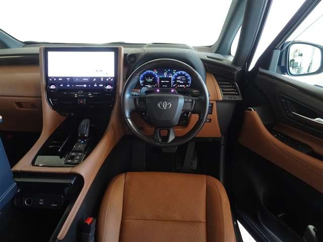 Toyota Vellfire 5
