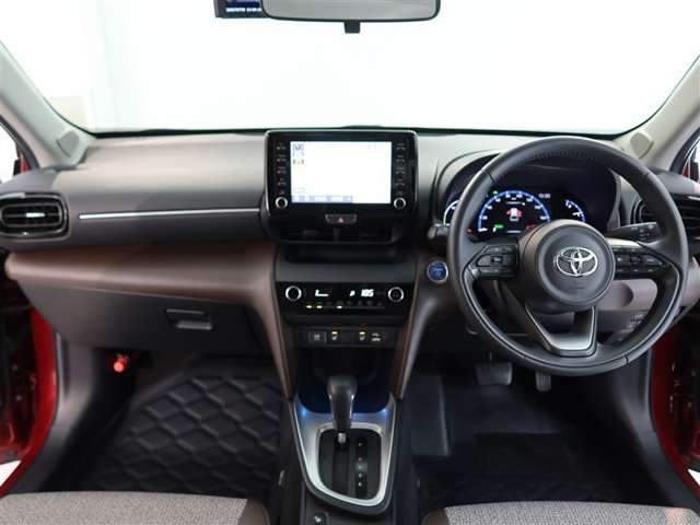 Toyota Yaris Cross 8