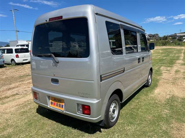 Suzuki Every 8