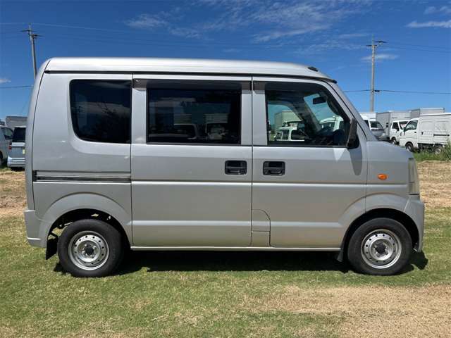 Suzuki Every 9