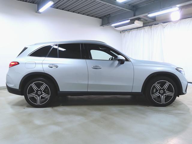 Mercedes-Benz GLC 8
