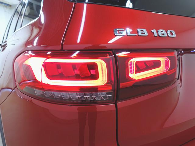 Mercedes-Benz GLB 5
