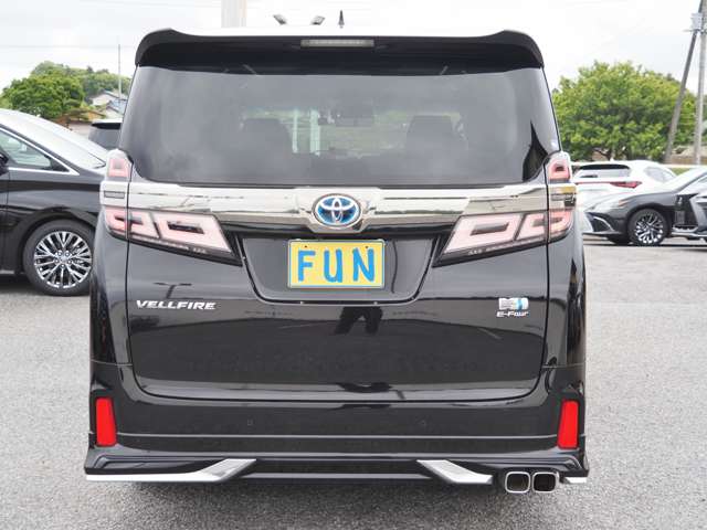 Toyota Vellfire 7