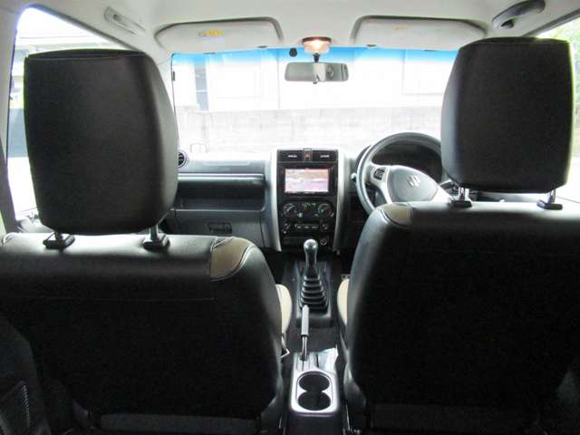 Suzuki Jimny 10