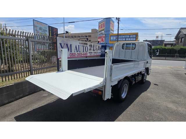 Mitsubishi Fuso Canter 7