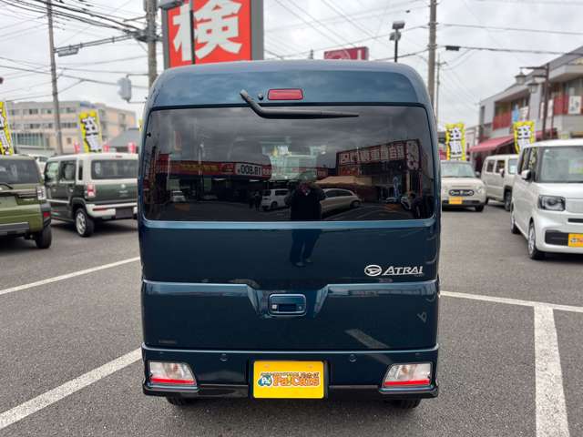 Daihatsu Atrai 11